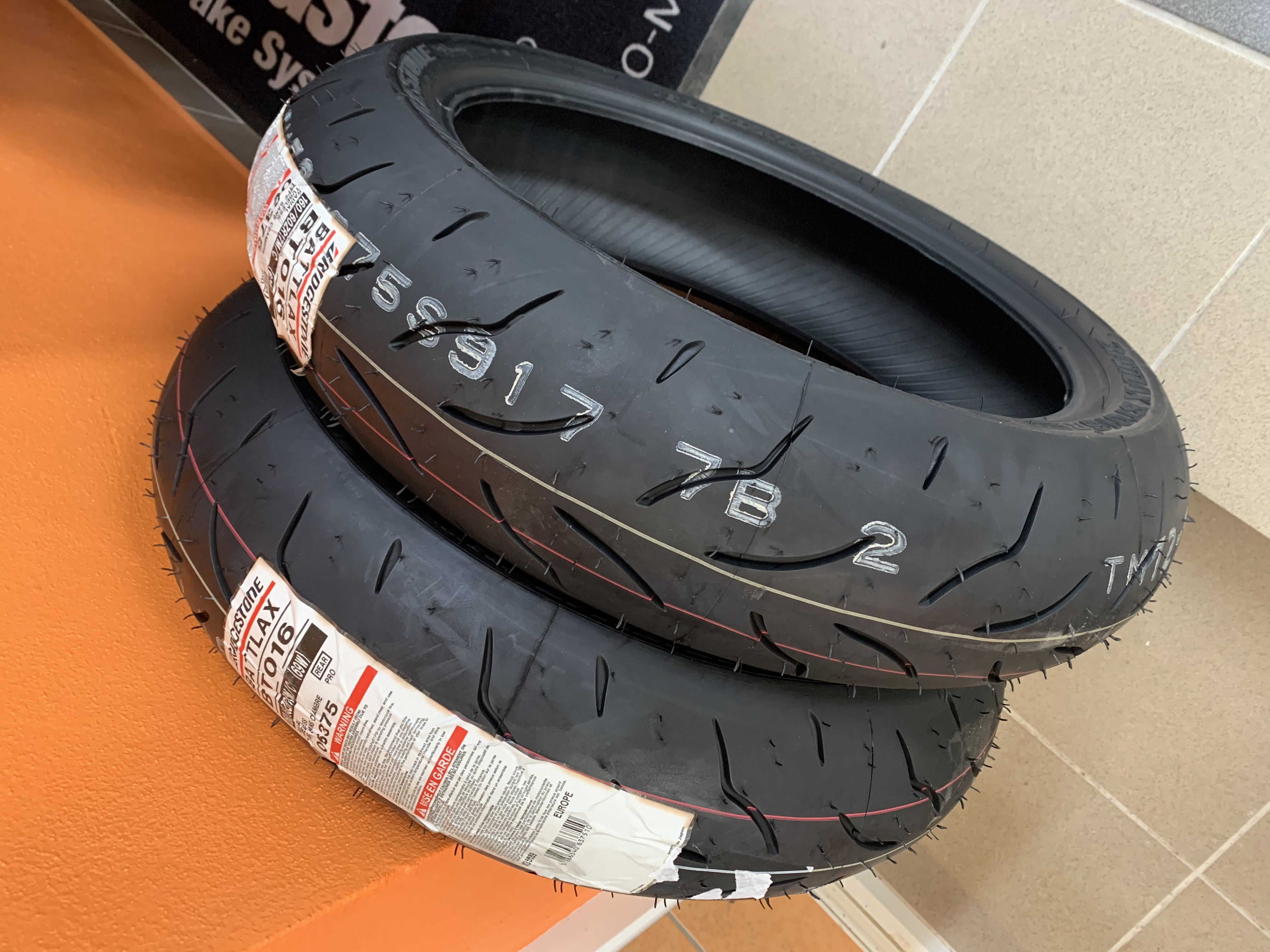 Zadná 160/60/17 Bridgestone Battlax BT016 Pro