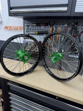 Kompletné koleso zadné Kite + Excel A60 rims
